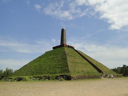 The Pyramid of Austerlitz