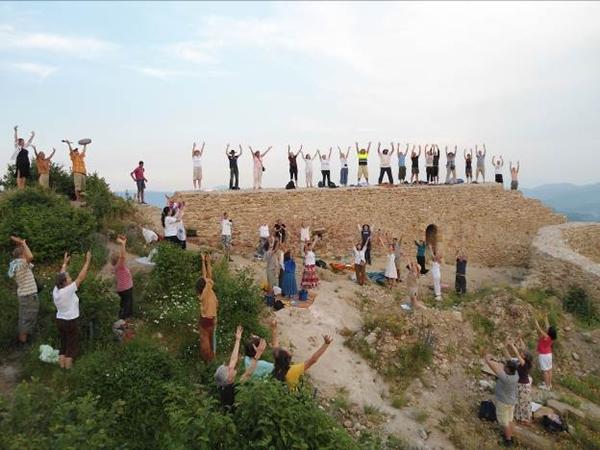 LJETNI SOLSTICIJ NA VRHU BOSANSKE PIRAMIDE SUNCA