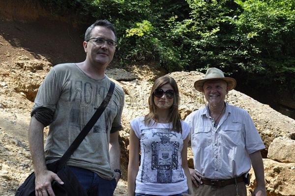 Tarik Filipović sa suprugom Lejlom obišao piramidu Sunca i podzemni labirint tunela Ravne