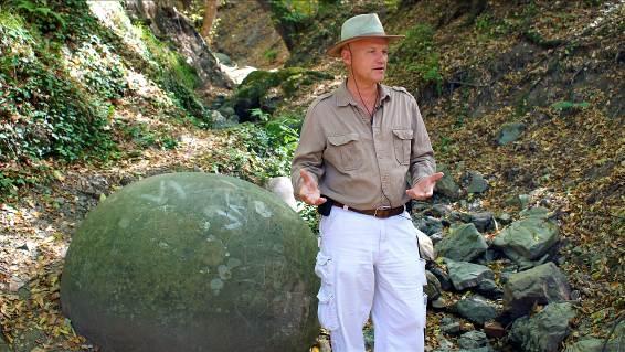 DR. OSMANAGIĆ PREDSTAVIO BOSANSKE KAMENE KUGLE NA TV HISTORY CHANNEL