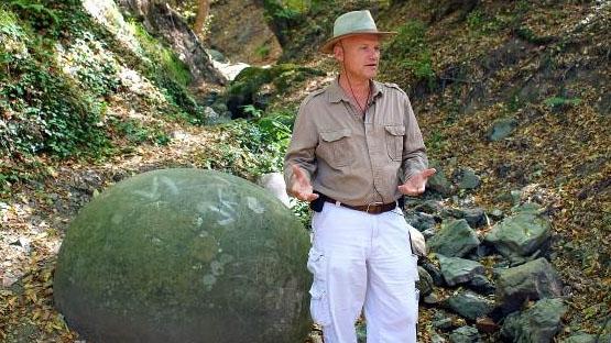 DR OSMANAGICH INTRODUCED BOSNIAN STONE SPHERES TO HISTORY CHANNEL VIEWERS