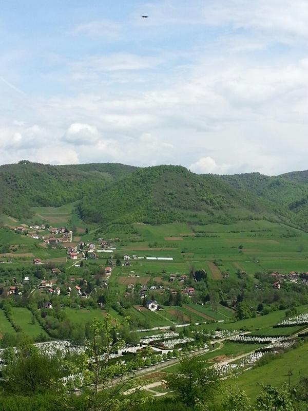 LETEĆI OBJEKT IZNAD BOSANSKE PIRAMIDE MJESECA