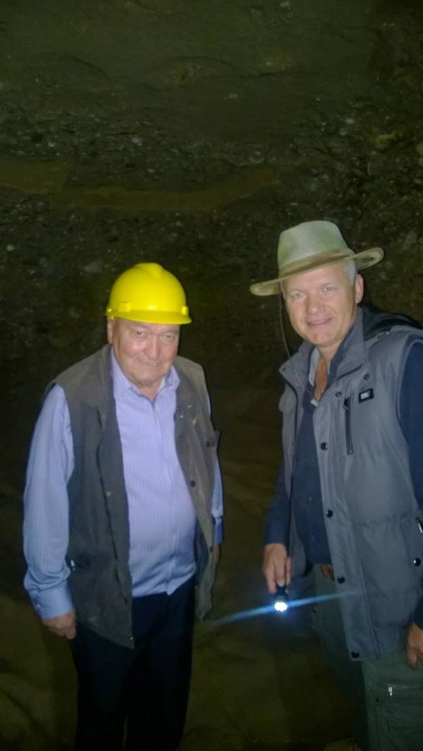 ERICH VON DANIKEN NA PIRAMIDAMA: “POGODAK U SRIDU”