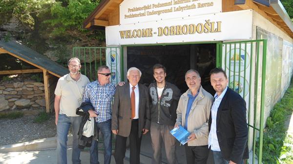 GENERAL JOVAN DIVJAK U POSJETI PODZEMNOM LABIRINTU RAVNE