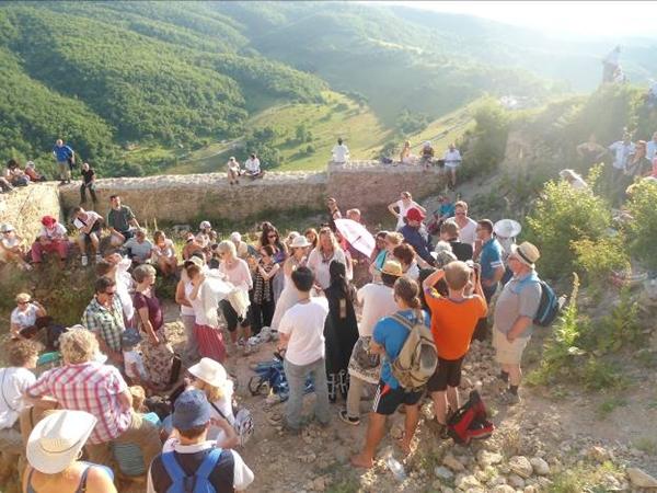 DOČEK LJETNOG SOLSTICIJA NA VRHU BOSANSKE PIRAMIDE SUNCA 21. JUNA