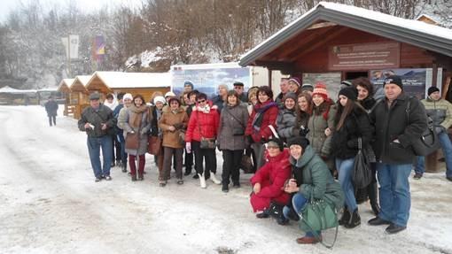UPRKOS NISKIM TEMPERATURAMA TUNELI PUNI GOSTIJU
