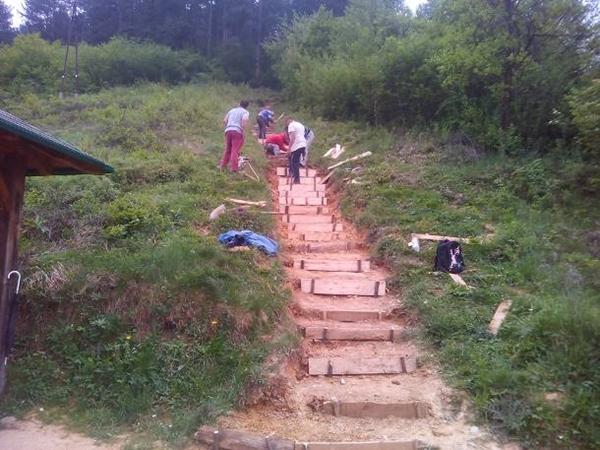 PROLJETNI RADOVI NA UREĐENJU PRILAZA I ARHEOLOŠKIH SONDI NA BOSANSKOJ PIRAMIDI SUNCA