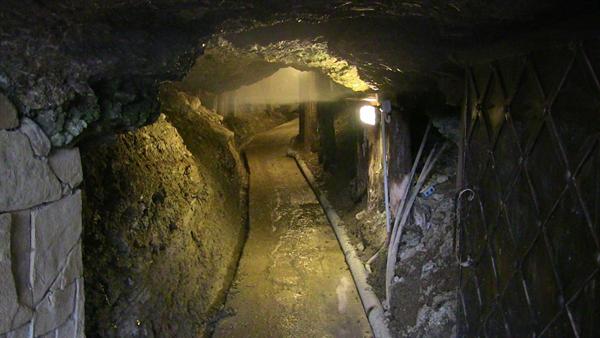 DISCUSSING THE RAVNE TUNNELS AND THE MINE HYPOTHESIS
