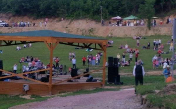 Sabina i Semir Osmanagich građanima Visokog i BiH poklonili Arheološko-turistički park “Ravne 2”