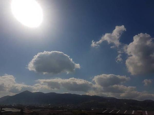 PIRAMIDA SUNCA PRIVLAČI NAŠU ZVIJEZDU