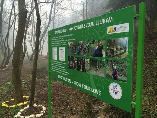 HUG A TREE AND SHOW YOUR LOVE AT THE PARK “RAVNE 2”