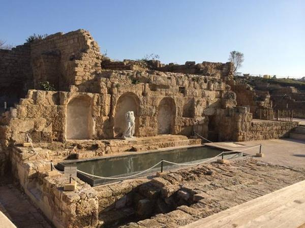 TURISTIČKA DESTINACIJA CESAREA, IZRAEL: ENERGIJA ZABORAVLJENOG VAŽNOG GRADA