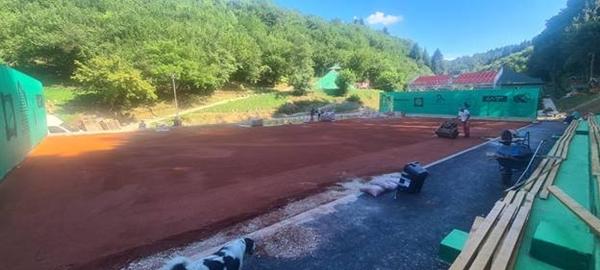 PREOSTAO LIMITIRANI BROJ KARATA ZA TENISKI SPEKTAKL U VISOKOM