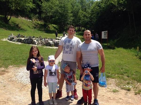 VISOČANI SA PORODICAMA SLOBODNO VRIJEME PROVODE U PARKU „RAVNE 2“