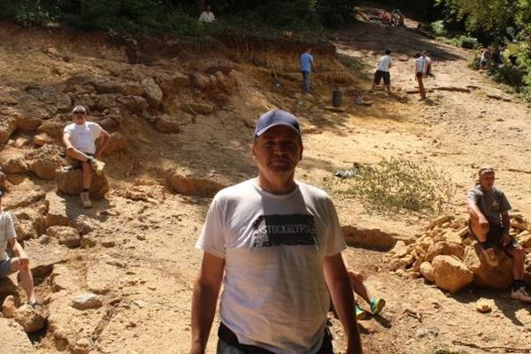 VOLUNTEERING IS AN OPPORTUNITY TO DO SOMETHING WE DON’T GET A CHANCE TO DO AT HOME