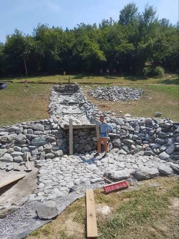 INTENSIVE WORKS ON THE FOUNTAIN IN PARK “RAVNE 2”