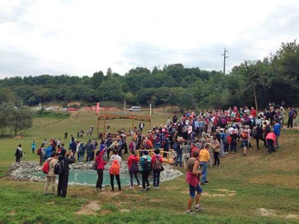 SVEČANIM PRESIJECANJEM VRPCE OTVORENA NOVA INSTALACIJA – FONTANA U PARKU „RAVNE 2“