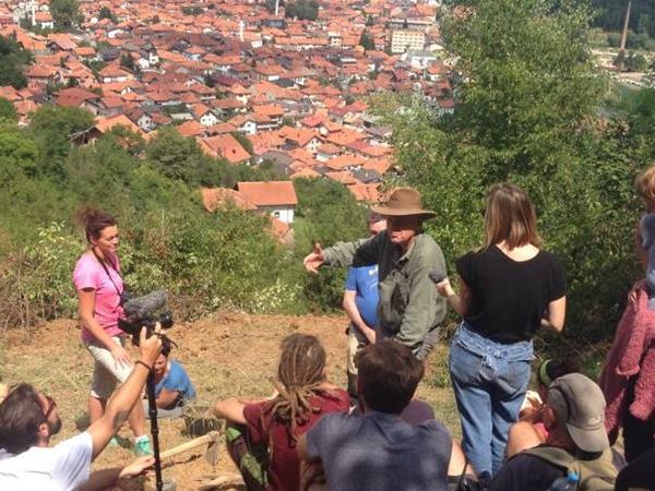 DR.SEMIR OSMANAGIĆ SE DRUŽIO S VOLONTERIMA I UČESNICIMA ŠESTE SMJENE „EKSPEDICIJE NA BOSANSKE PIRAMIDE S VOLONTIRANJEM“