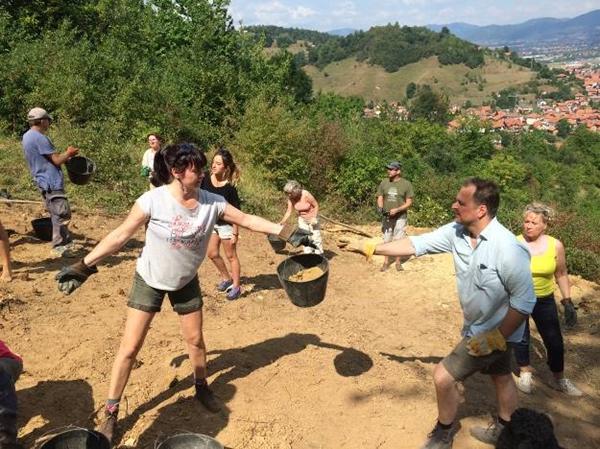 VOLONTERI NA BOSANSKOJ PIRAMIDI SUNCA 29. AUGUSTA 2017.