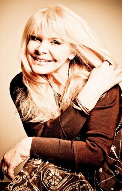 SUBOTA 16. JULI, PARK ‘RAVNE 2’: HANKA PALDUM