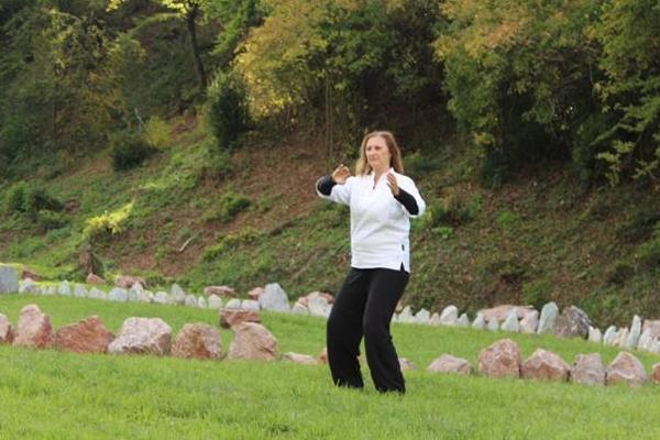 MENSURA BURRIDGE, INSTRUKTORICA TAI CHIN CHUAN DISCIPLINE, GOŠĆA FESTIVALA U PARKU „RAVNE 2“