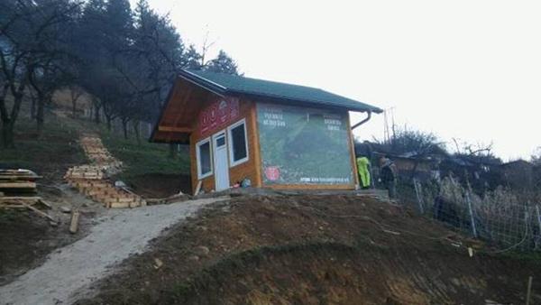 INFO KUĆICA NA PIRAMIDI U ZAVRŠNOJ FAZI