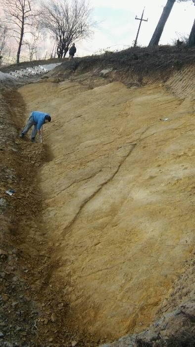 OTKRIVEN KRISTALNI BETON NA PARCELI FONDACIJE: BOSANSKA PIRAMIDA SUNCA VIŠA ZA 50 METARA NEGO ŠTO SE PRETPOSTAVLJALO!