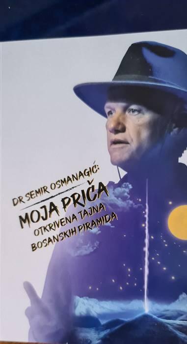 DR SEMIR OSMANAGIĆ POTPISUJE NOVU KNJIGU PRED TUNELIMA