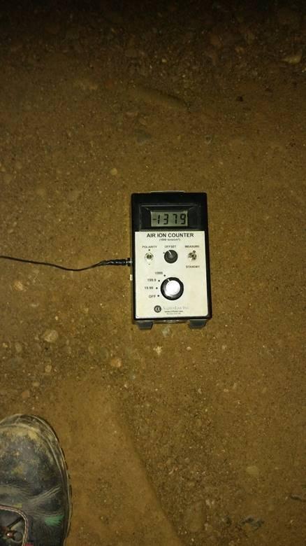 NEGATIVE ION MEASUREMENTS IN UNDERGROUND LABYRINTH RAVNE