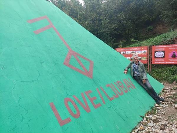 ALMA SARVAN – MEDITACIJA NA VRHU PIRAMIDE SUNCA JE SPECIJALNI DOŽIVLJAJ ZA SVE NAŠE GOSTE