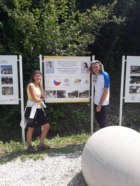 SLAVKA I PETER HAJDUK U PRAGU IMAJU REPLIKU TUNELA RAVNE, A ZALJUBLJENI SU U VISOKO I BOSANSKU DOLINU PIRAMIDA