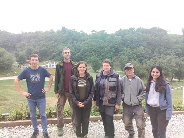 KOORDINATORICA VOLONTERA MARIE SOPHIE NAKON GODINE PAUZE PONOVO U BOSANSKOJ DOLINI PIRAMIDA