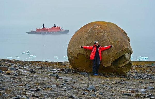 Giant Stone Spheres Discovered On Artic Island Baffle Scientists