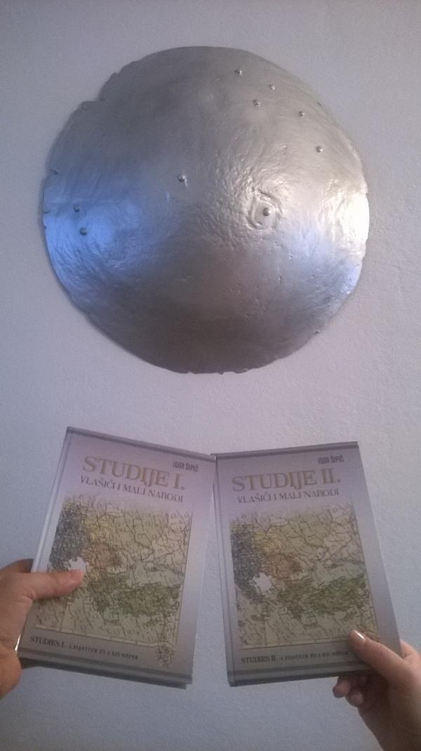 DR. IGOR ŠIPIĆ OBJAVIO ZBIRKU STUDIJA