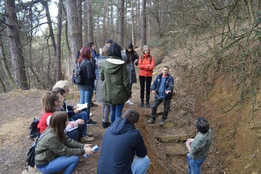 POLAZNICI ŠKOLE ZA VODIČE UČILI O ODLIKAMA I TAJNAMA BOSANSKE PIRAMIDE SUNCA