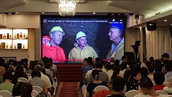 HO ŠI MIN S VESELJEM DOČEKAO DR. SEMIRA OSMANAGIĆA