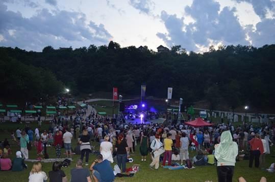 FANTASTIČAN NASTUP GORANA KARANA I „VAGABUNDO BENDA“ ZA KRAJ DRUGOG DANA FESTIVALA