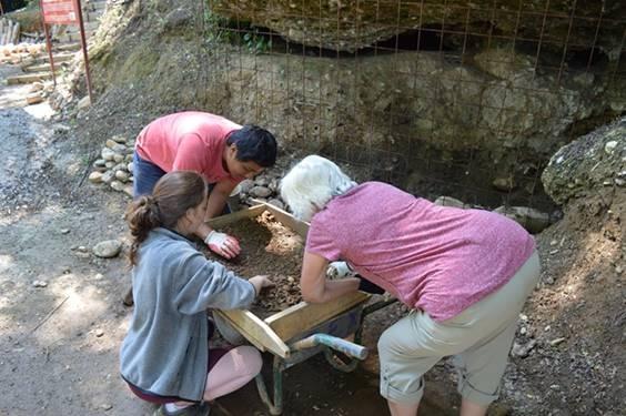 VOLONTERI TREĆE SMJENE „EKSPEDICIJE NA BOSANSKE PIRAMIDE S VOLONTIRANJEM“ BORAVE U VISOKOM