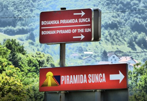 VIDEO – ZNAKOVI I TABLE U BOSANSKOJ DOLINI PIRAMIDA