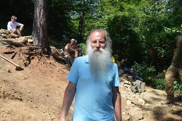 NIJEMAC REINHARD GRABOWSKI I OVO LJETO PROVODI KAO VOLONTER U BOSANSKOJ DOLINI PIRAMIDA