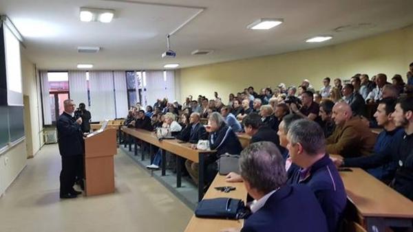 TOPAO PRIJEM ZA DR. OSMANAGIĆA U BIHAĆU