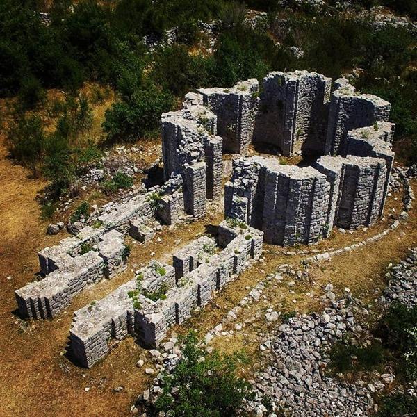 NA KRAJU IPAK TEK ŽABA – U TRINAEST SLIKA (slika sedma i osma)