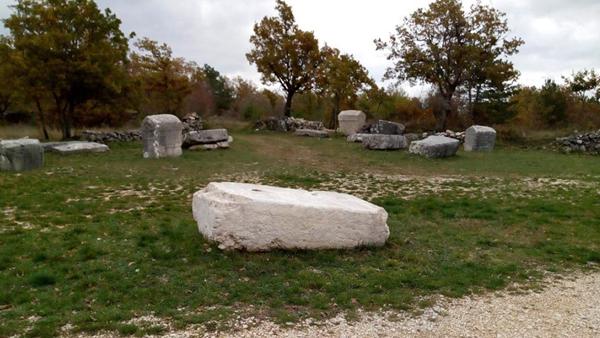 STRUČNJACI DEVASTIRALI STEĆAK