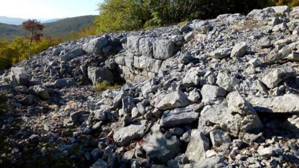 GRADINA OSOJE I PREDAJNA ŠKRINJA