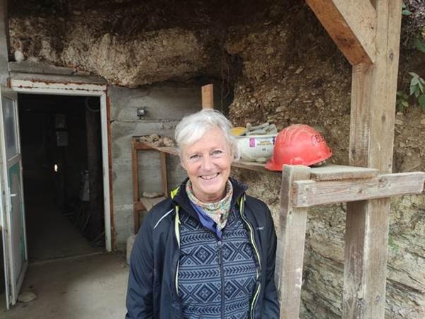 ŠVEĐANKA CECILIA ČETVRTI PUT VOLONTIRA U BOSANSKOJ DOLINI PIRAMIDA