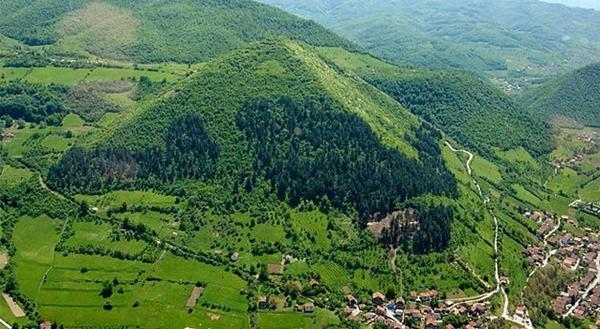 Incredible New Discovery at Ravne Tunnels Bosnian Pyramid of the Sun (video)