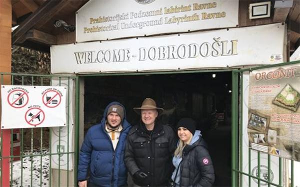 BOSANAC SA FORBESOVE LISTE NAJUSPJEŠNIJIH MLADIH LJUDI OBIŠAO KOMPLEKS RAVNE