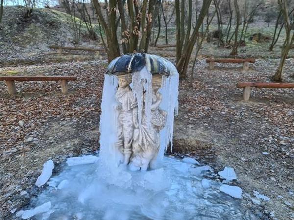 LED U PARKU ‘RAVNE 2’