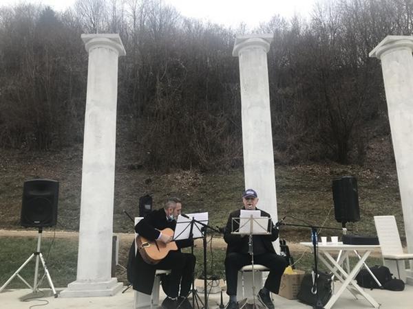 DJ AJDIN I DVOJAC PAJA I HAMO NASTUPILI OVE SUBOTE U PARKU “RAVNE 2”