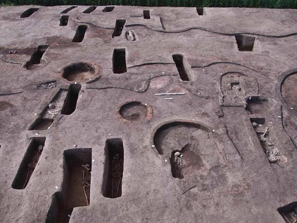 Archaeologists Discover 110 Ancient Egyptian Tombs Along the Nile Delta